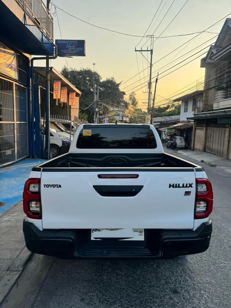 TOYOTA HILUX GRS 4X4 TOP OF THE LINE (2025) placeholder 1
